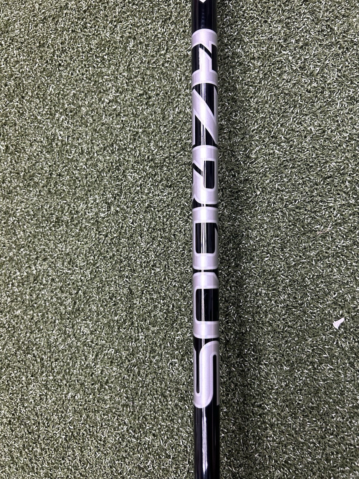 Wilson Staff Model RB Utility Iron 2 Iron W/ Hzrdus 90g Stiff Flex