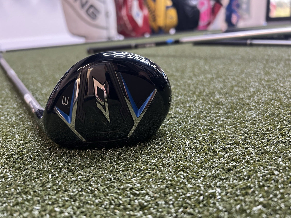 Wilson D7 3 Hybrid 19 Degree With Recoil 460 Regular Flex Shaft 
