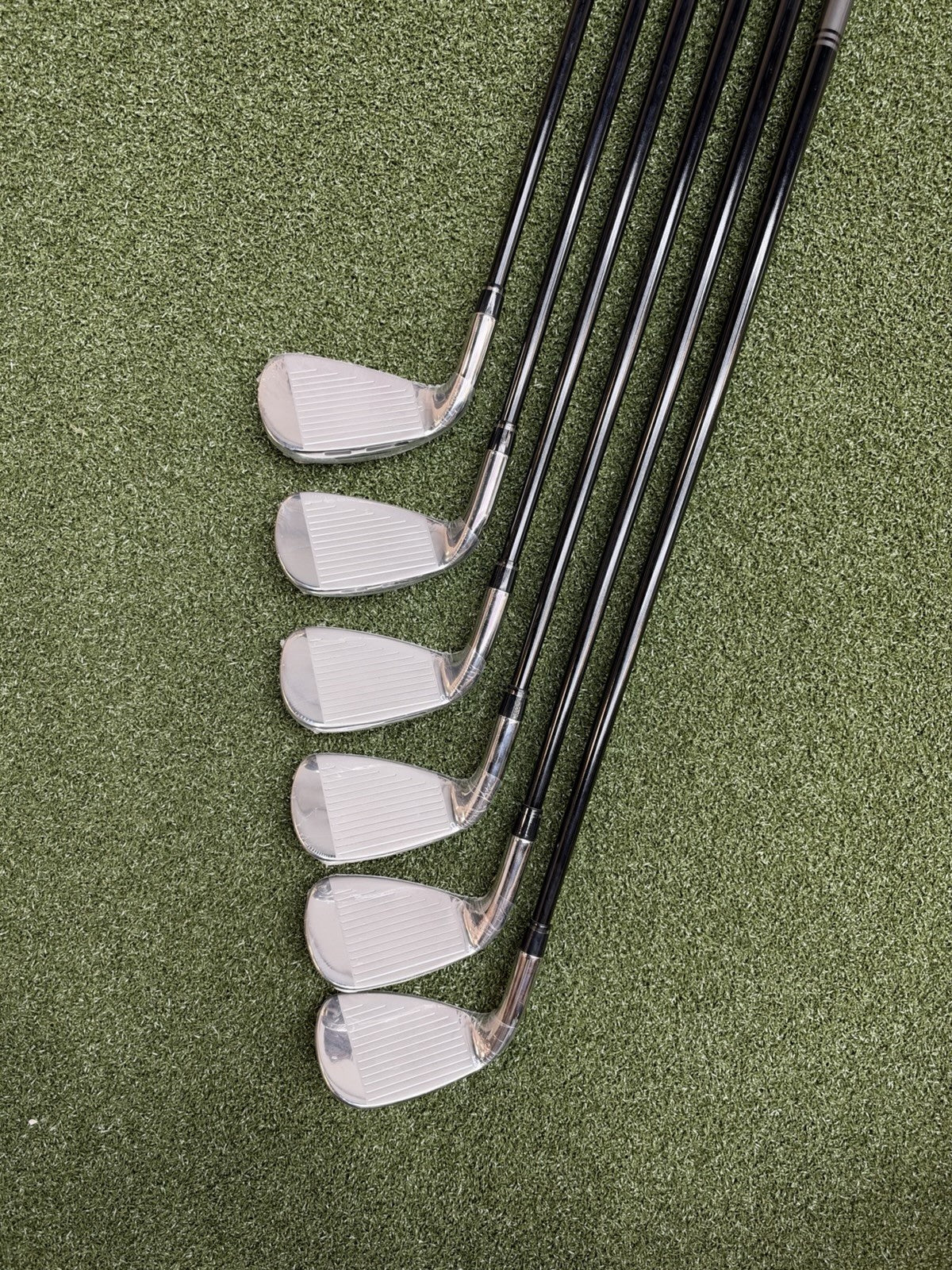 Wilson D9 Iron Set 6-G With Tensei AV 55 Senior Flex Shafts