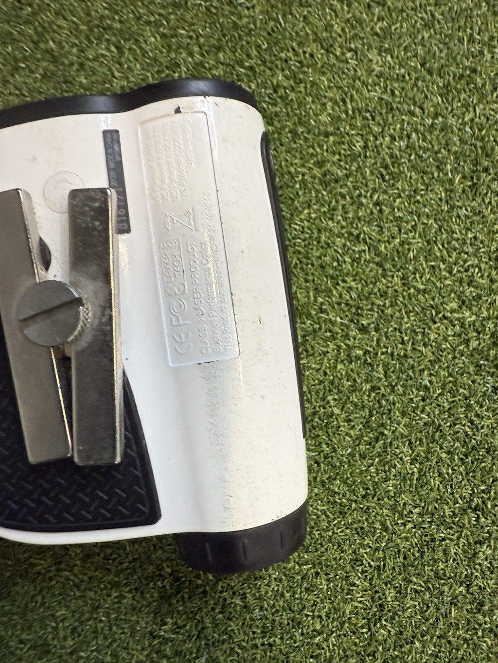 Bushnell Medalist PinSeeker Golf Rangefinder