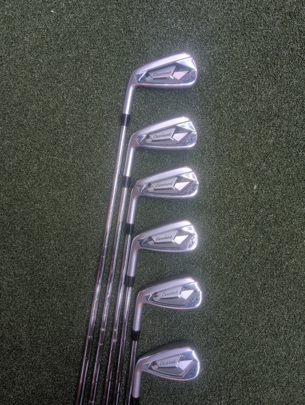 9 Piece Complete Lefty Cleveland Set Regular Flex 