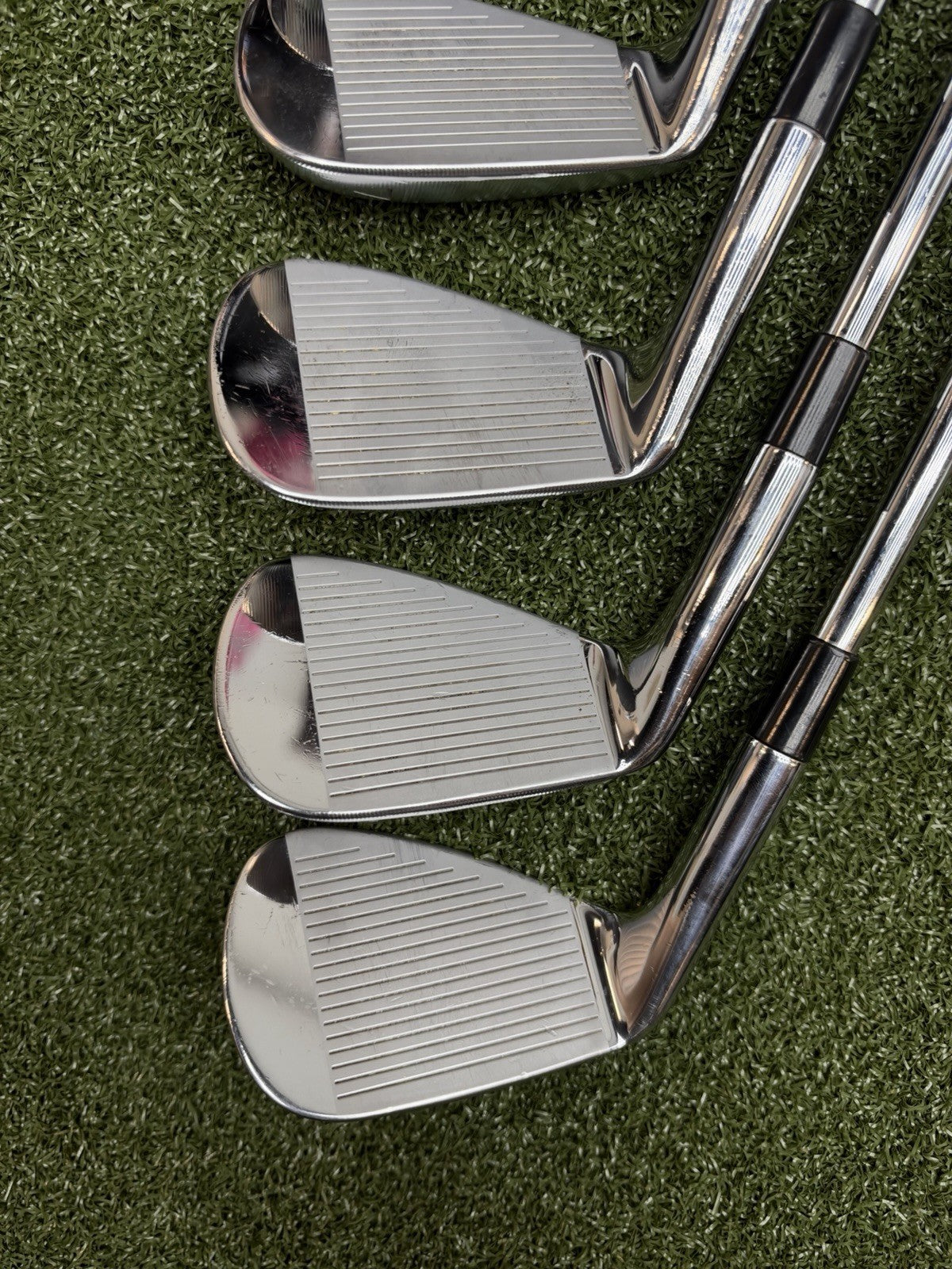 Taylormade P7TW Irons (3-P) With Dynamic Gold X100 Shafts