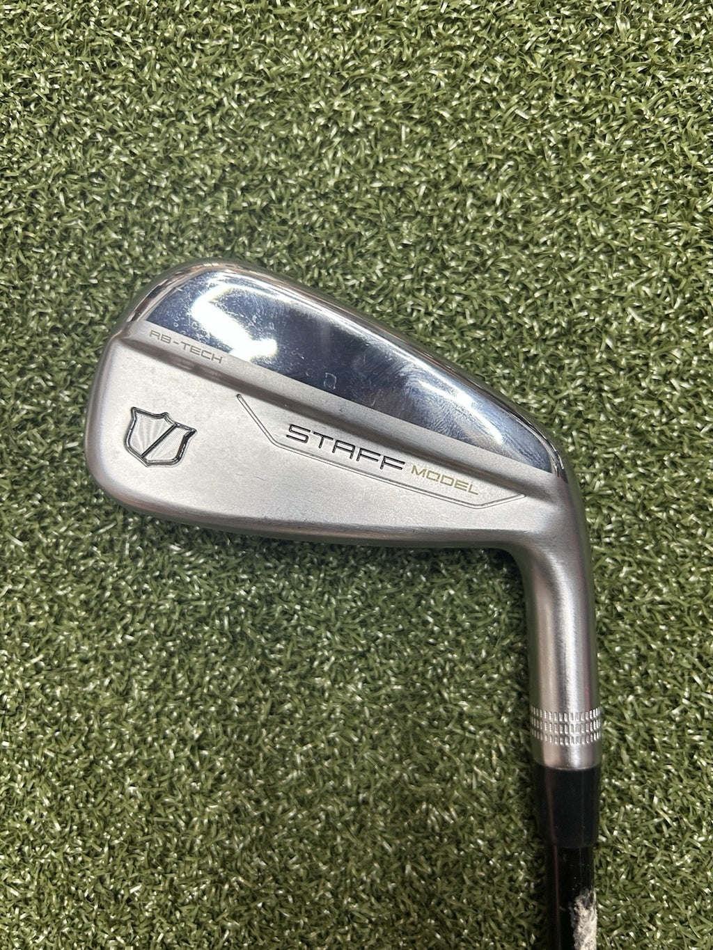 Wilson Staff RB Utility Driving Iron 3-21* Graphite HZRDUS 80g Regular Flex