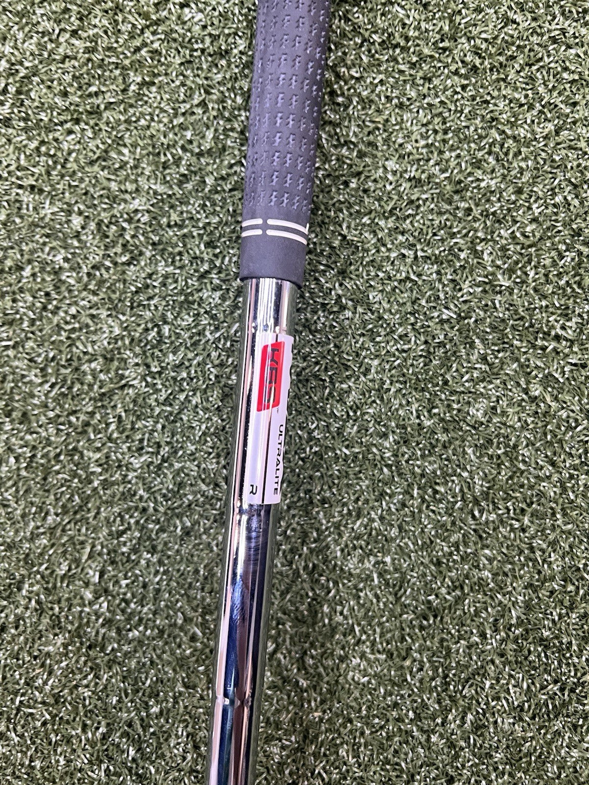 Wilson D9 Iron Set 5-G With KBS Max Ultralite Regular Flex Shafts