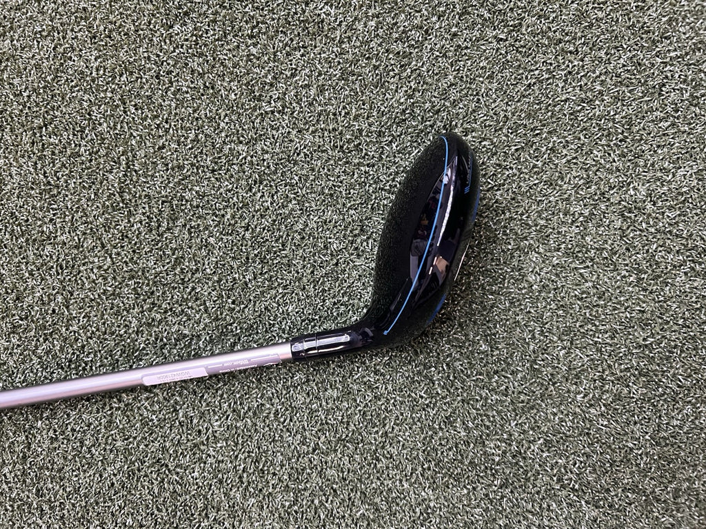 Wilson D7 3 Hybrid 19 Degree With Recoil 460 Regular Flex Shaft 