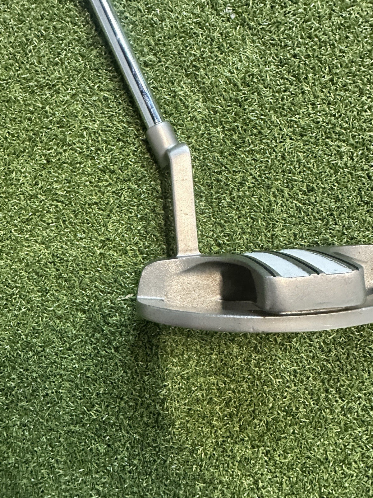 Odyssey Divine Mallet Putter 33” Right Handed 