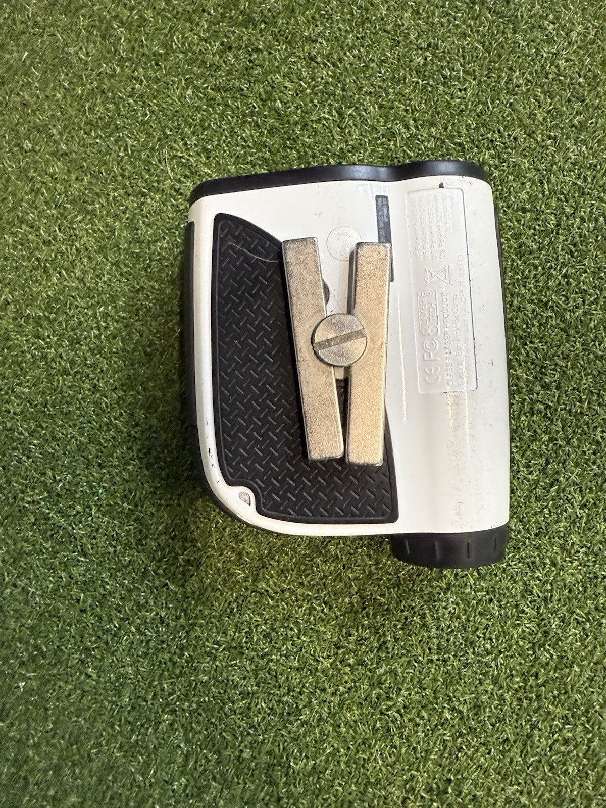 Bushnell Medalist PinSeeker Golf Rangefinder