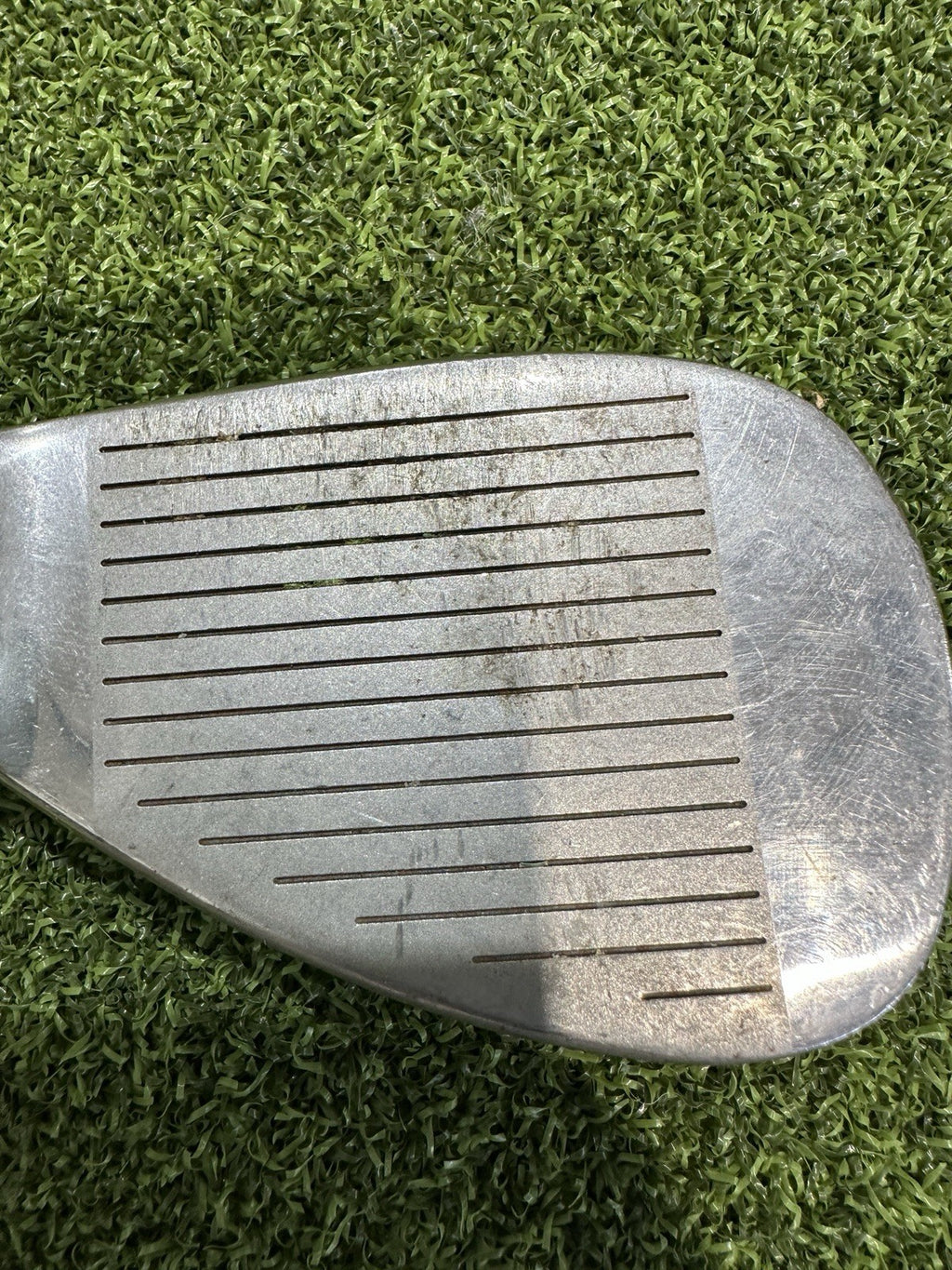 Wilson Harmonized 56° Wedge Right Handed