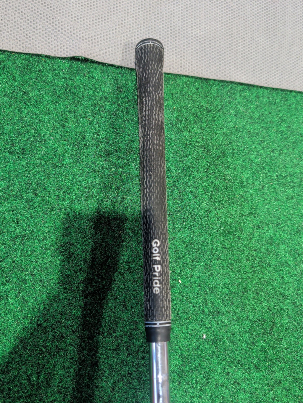 Titleist 680 Forged 9 Iron. Dynamic Gold X-100. Right Handed