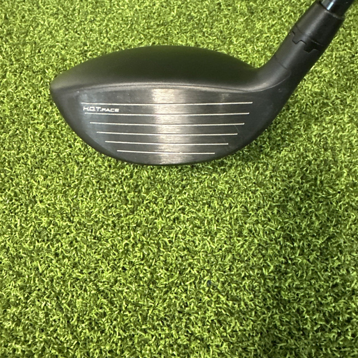Cobra DARKSPEED LS 14.5* 3 Wood Stiff UST Lin-Q M40X White Right Handed