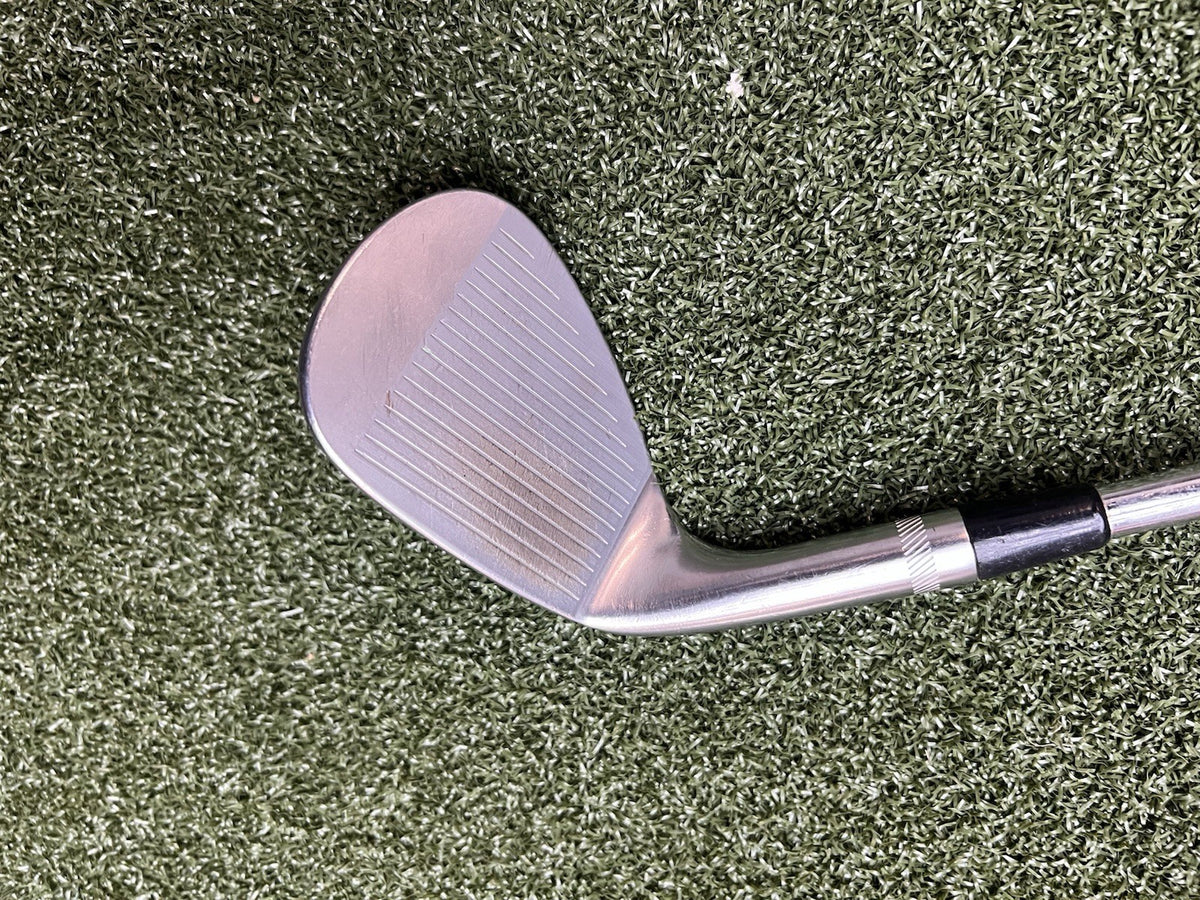 Titleist Vokey SM6 52 Degree F Grind With Stock Wedge Flex Shaft 