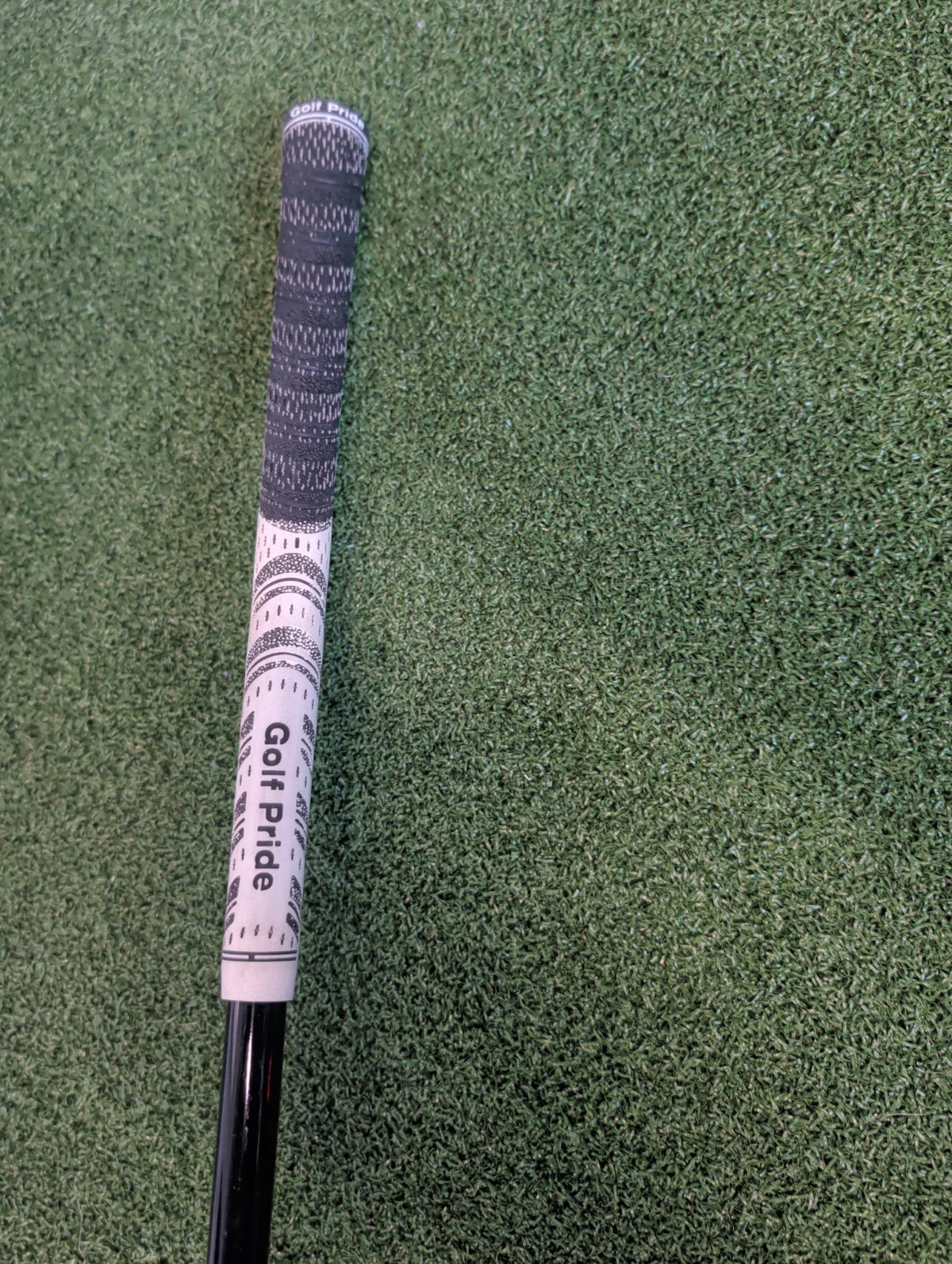 Titleist 913 D2 9.5° Driver. 70g Regular Flex