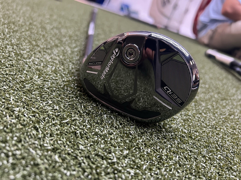 TaylorMade Qi35 Max Lite Rescue 5 Hybrid RH 27° Vanquish 5 R2 Senior Flex Shaft