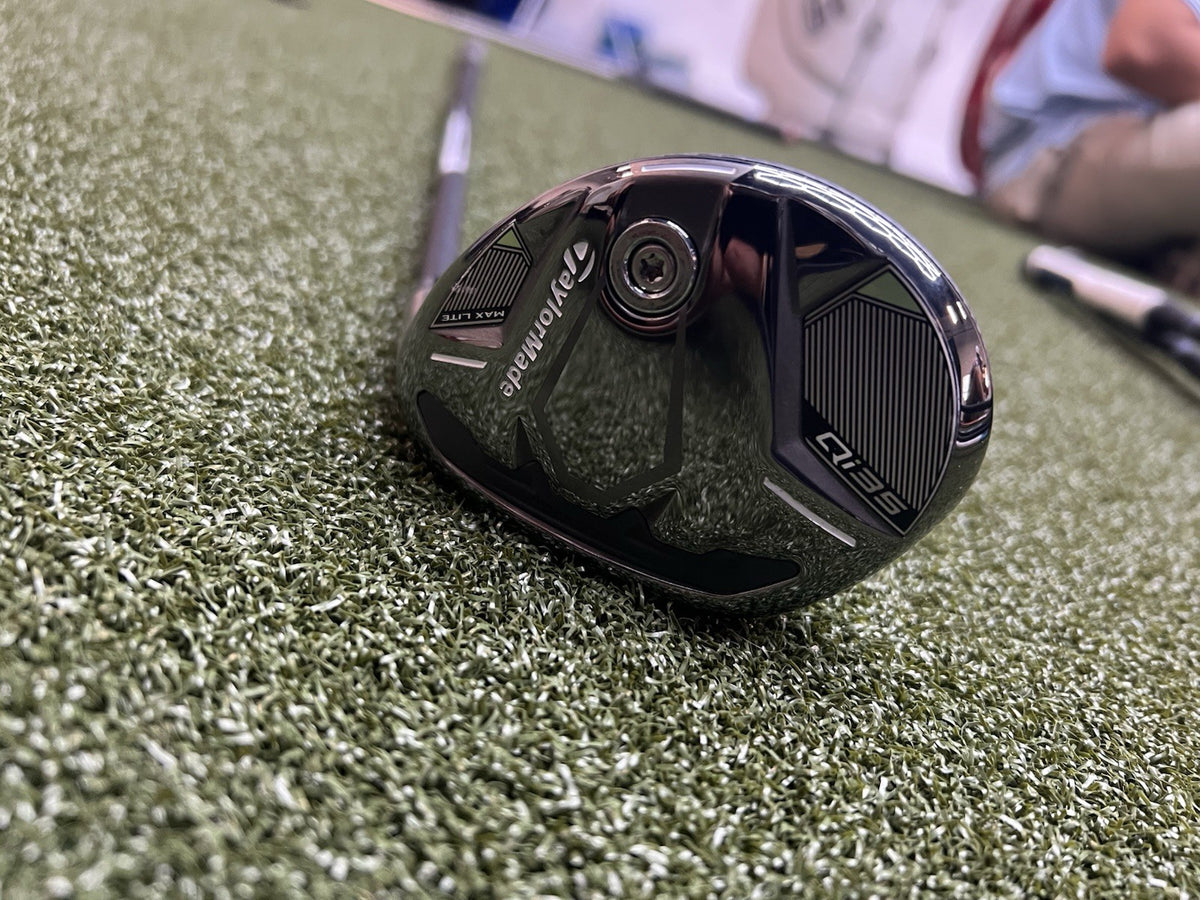 TaylorMade Qi35 Max Lite Rescue 5 Hybrid RH 27° Vanquish 5 R2 Senior Flex Shaft