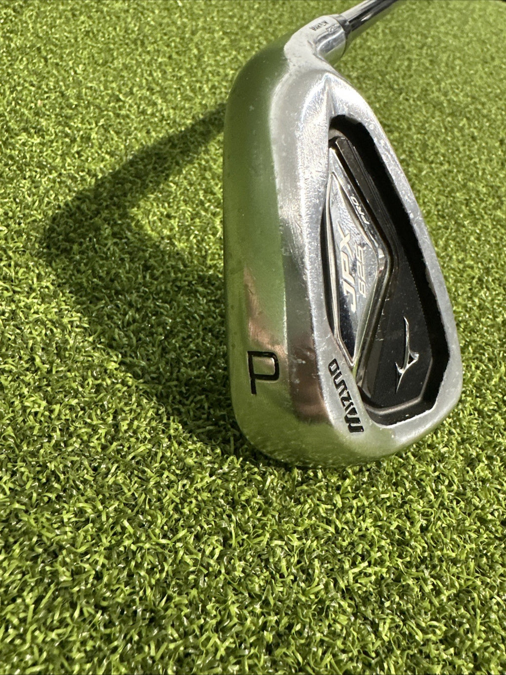Mizuno JPX 825 Pro Pitching Wedge Right Hand Regular Flex 