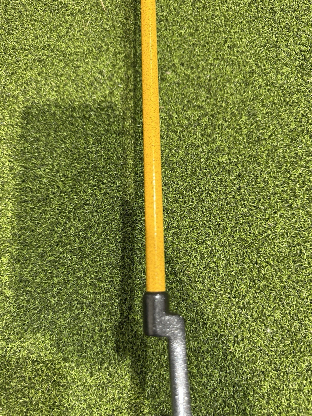 Momentus Golf Putting Training Aid 35” Right Hand 