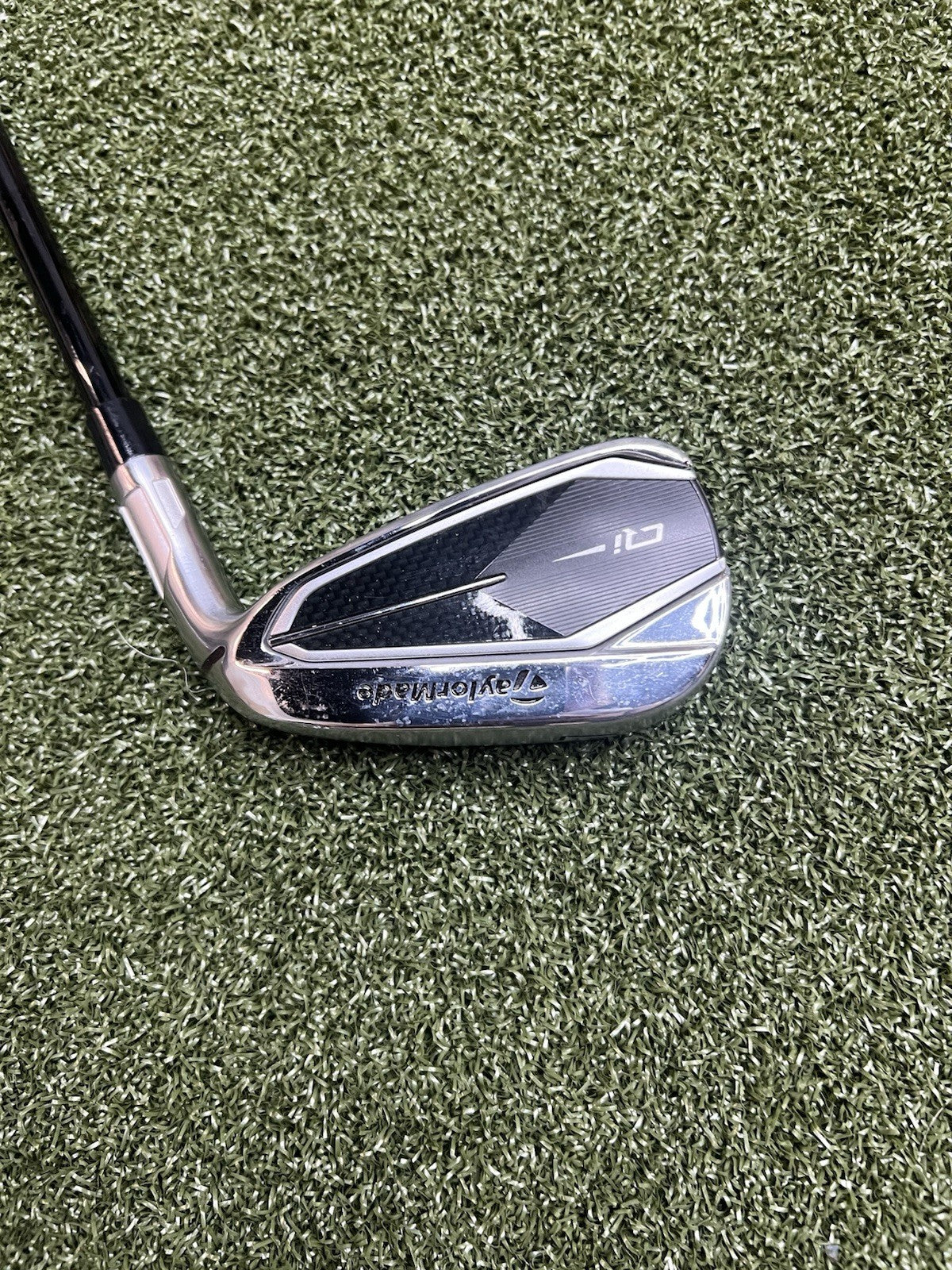 Taylormade Qi 7 Iron With Ventus TR Blue 60g Regular Flex Shaft 