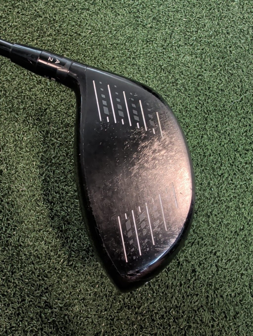 Titleist 913 D2 9.5° Driver. 70g Regular Flex