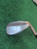 MacGregor Grass-N-Sand System 54° Sand Wedge with Training Grip