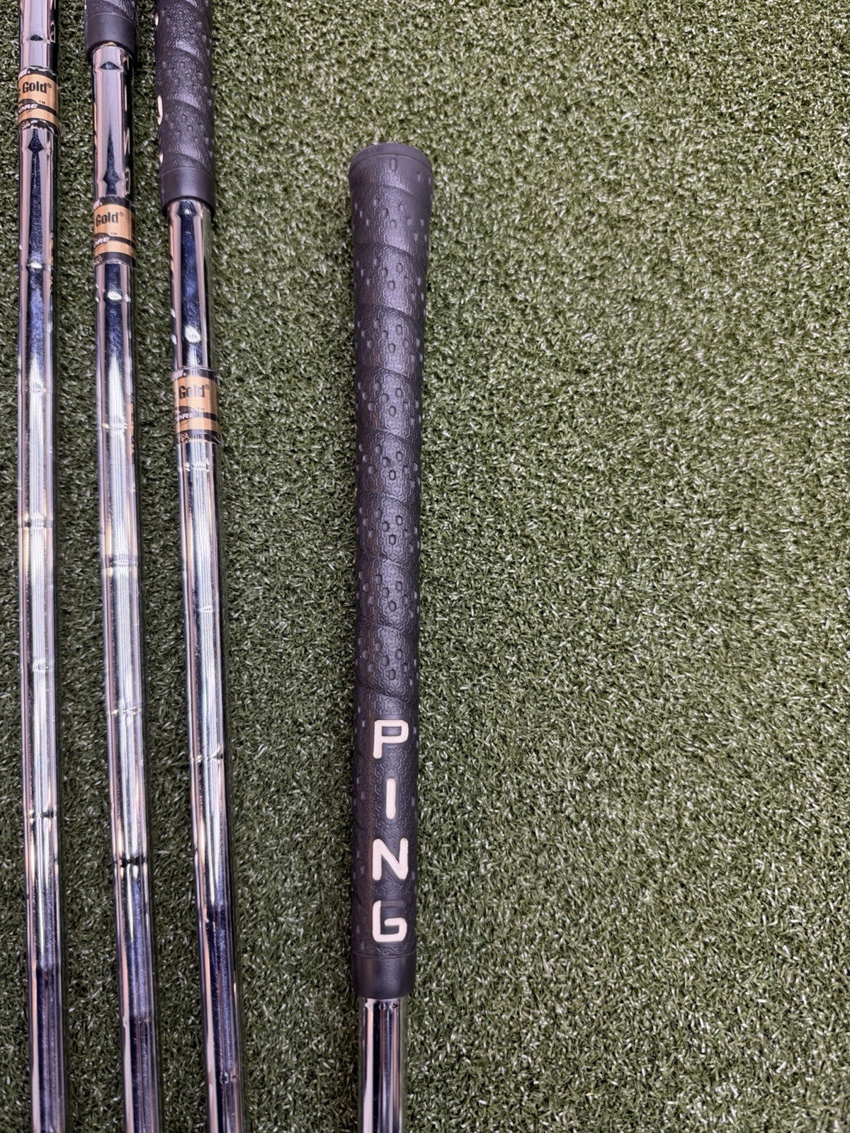 Ping Eye 2 Beryllium Copper Black Dot Iron Set (4-P) With Dynamic Gold X100U