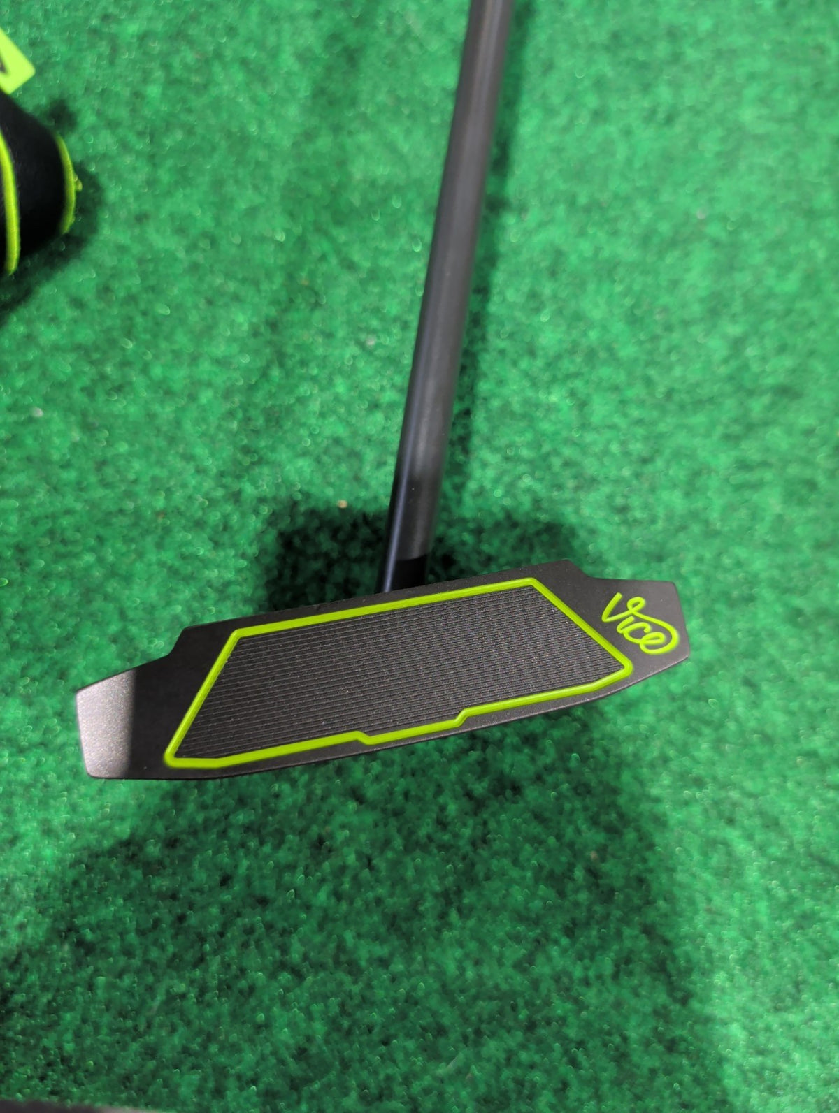 Vice Golf VGP04 Zero Torque Putter. 35 Inches. Right Handed 