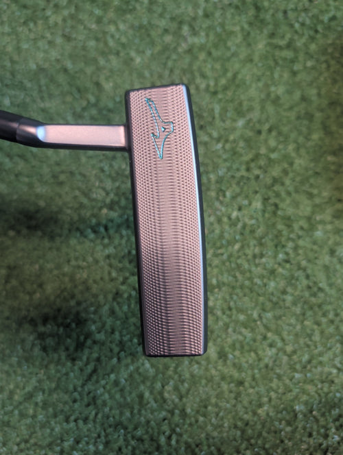 Mizuno M.Craft X #6 Putter. 35 Inches