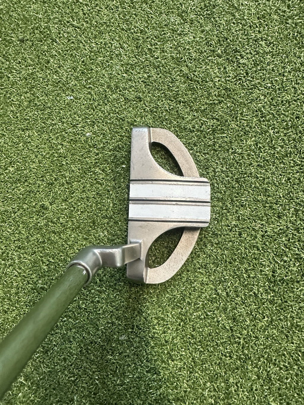 Odyssey Divine Mallet Putter 33” Right Handed 
