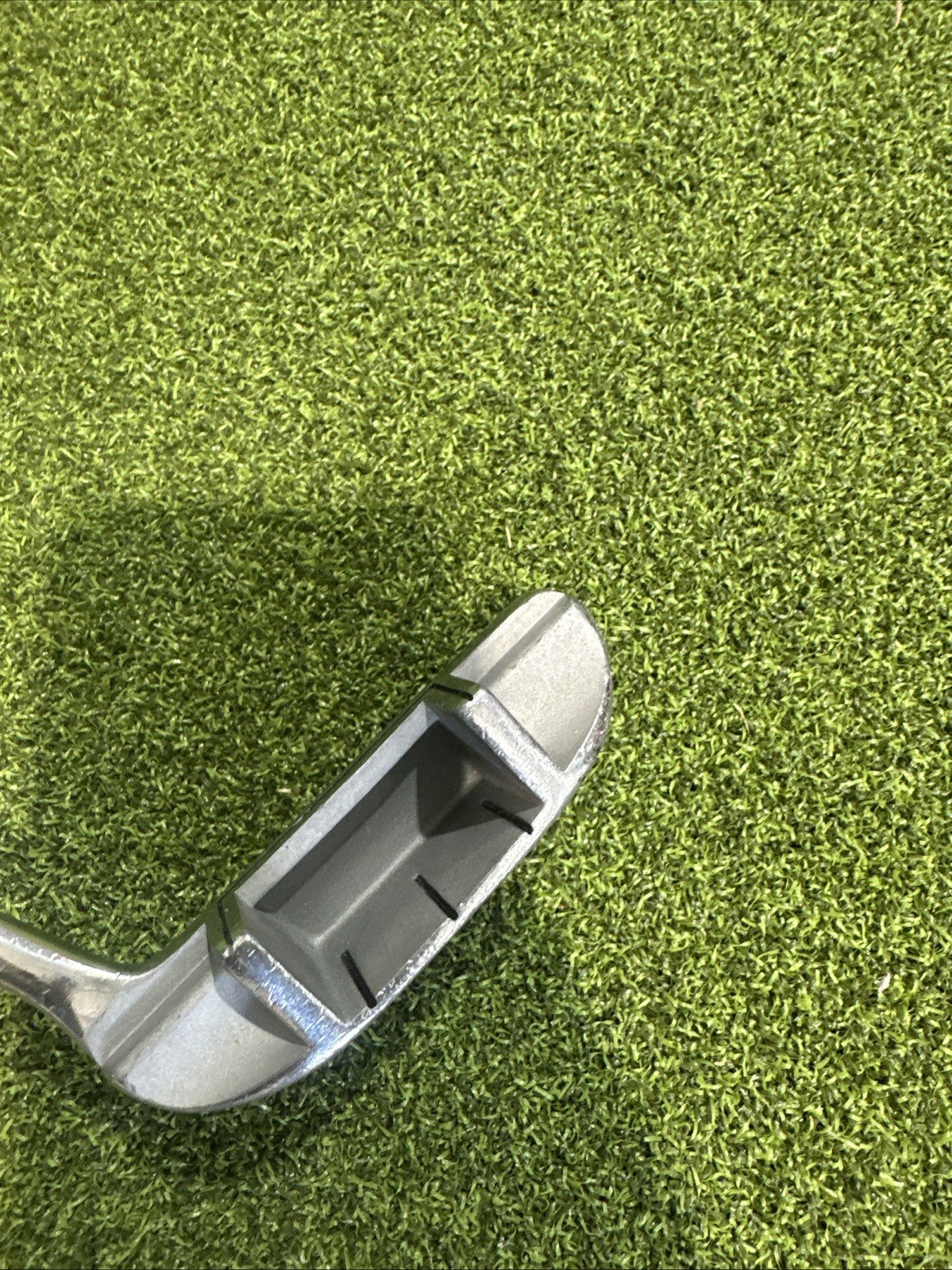 Tour Touch Chipper 35” Right Hand