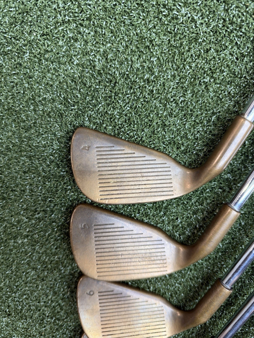 Ping Eye 2 Beryllium Copper Black Dot Iron Set (4-P) With Dynamic Gold X100U
