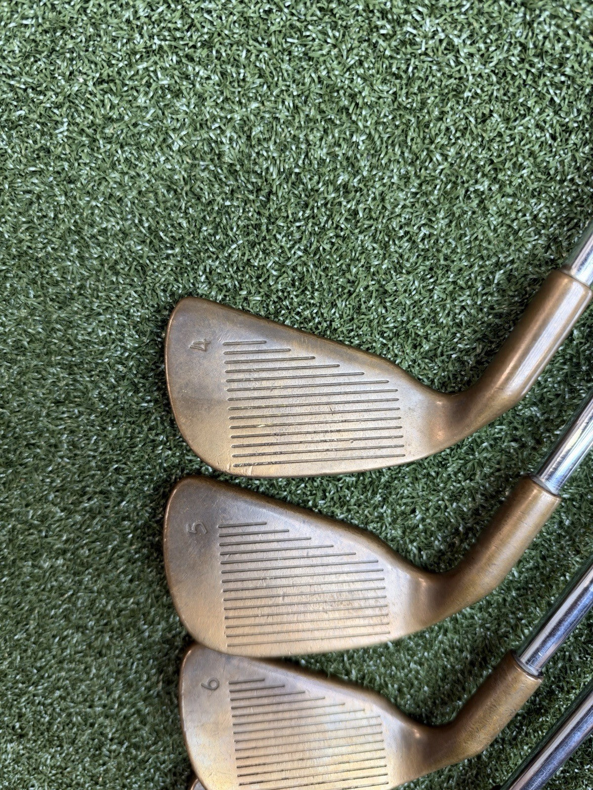 Ping Eye 2 Beryllium Copper Black Dot Iron Set (4-P) With Dynamic Gold X100U