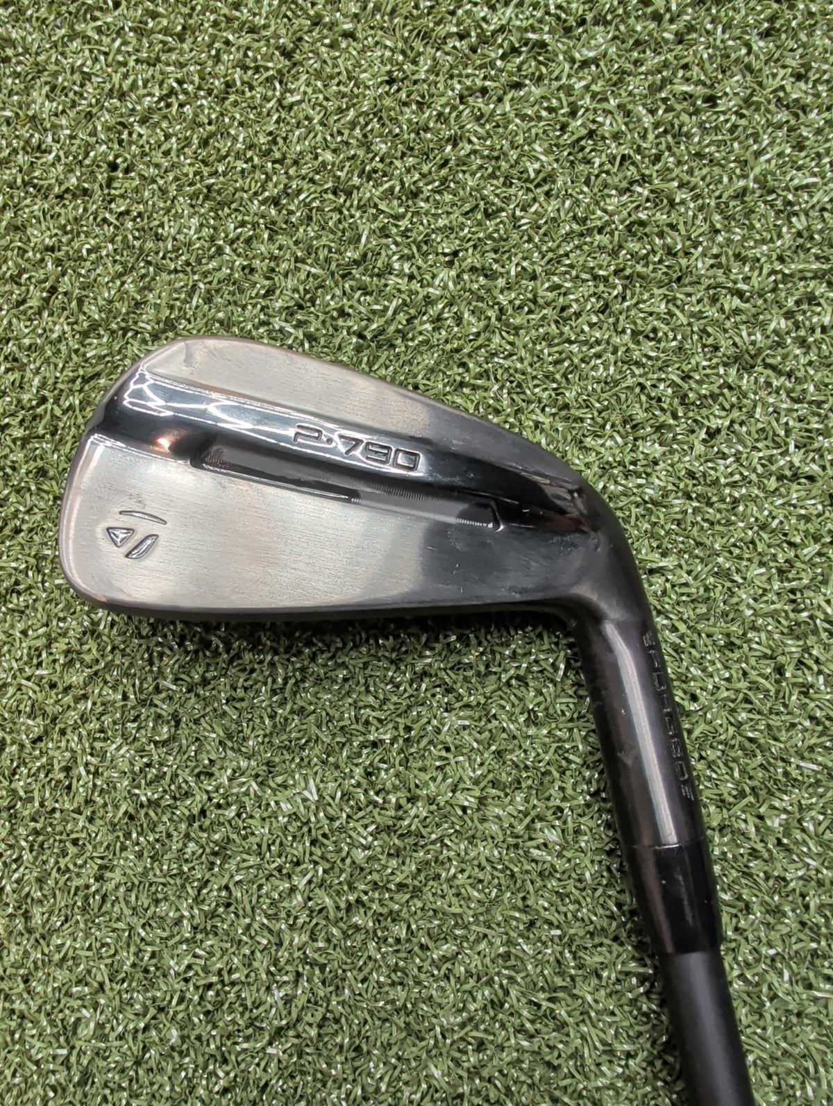 Black Taylormade P790 4 Iron Dynamic Gold 105g Stiff Flex Right Handed