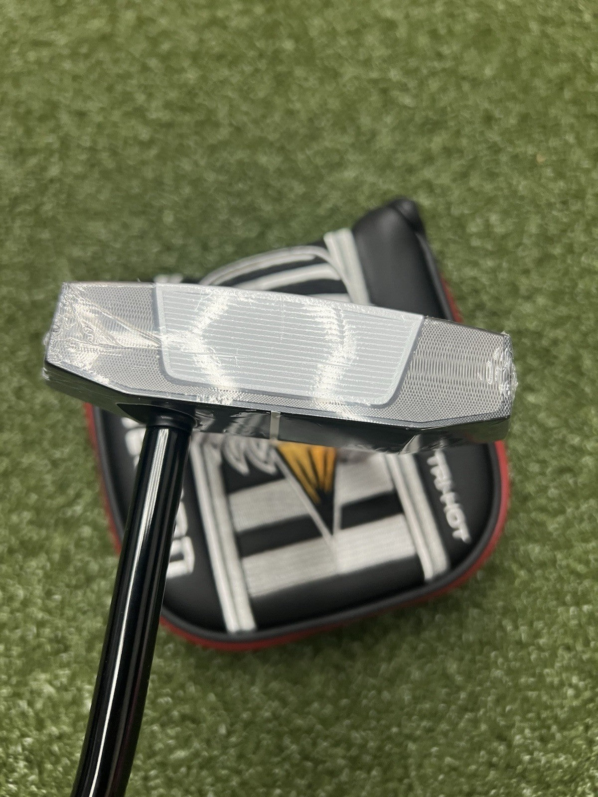 Odyssey S2S Tri-Hot #7 Cruiser Single Bend Putter 38”
