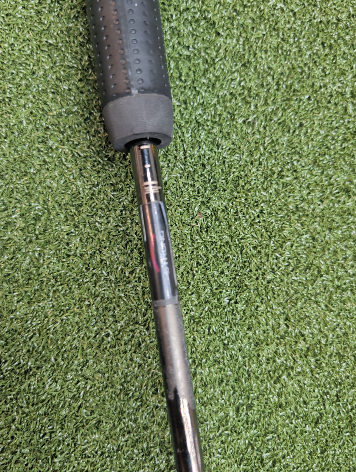 Ping Cushin 4 Blade Putter. 32.5 Inches