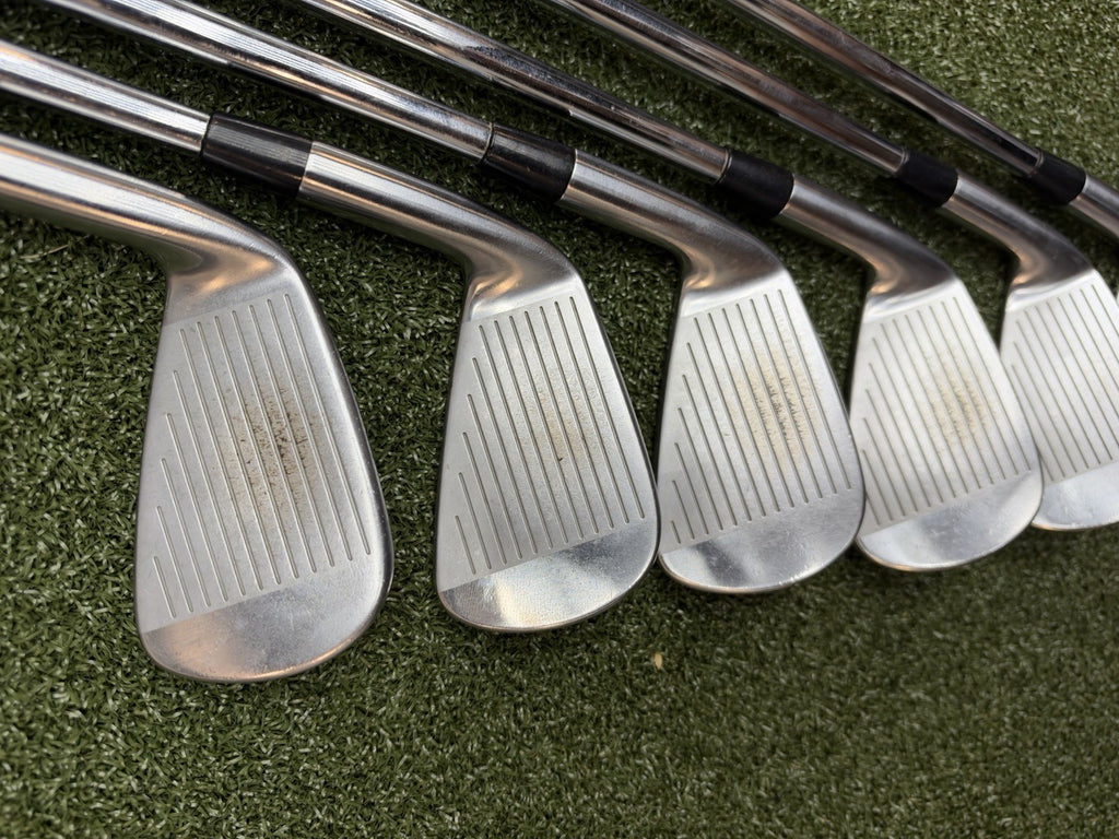Mizuno 243 Iron Set (5-P) With Dynamic Gold 105 S300 Stiff Shafts