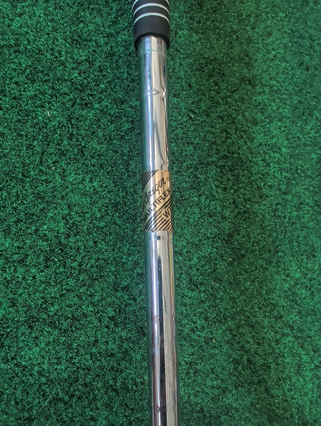 MacGregor Grass-N-Sand System 54° Sand Wedge with Training Grip