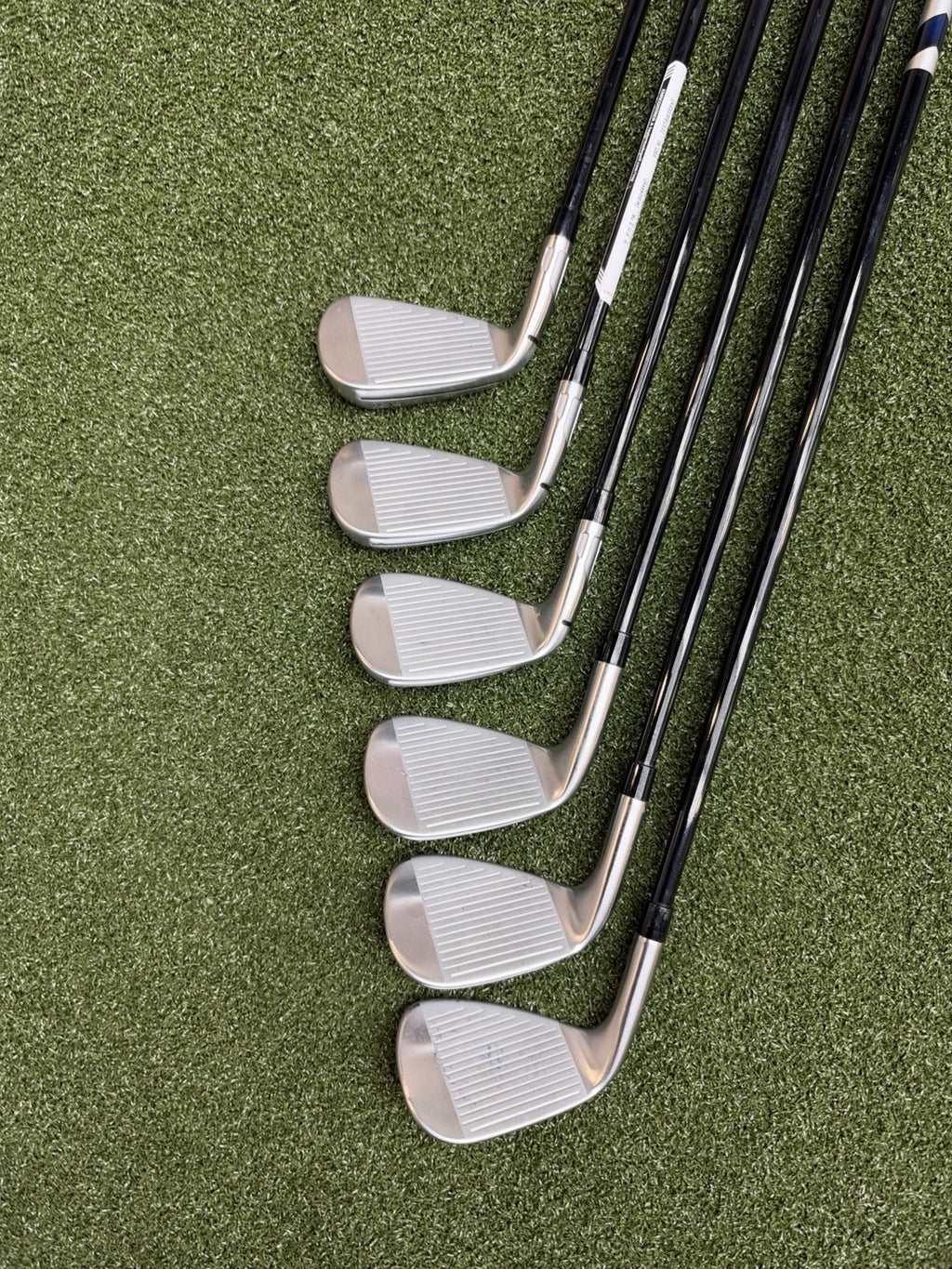 Taylormade Qi HL Iron Set (6-A) With Ventus TR Blue 6-R Regular Flex