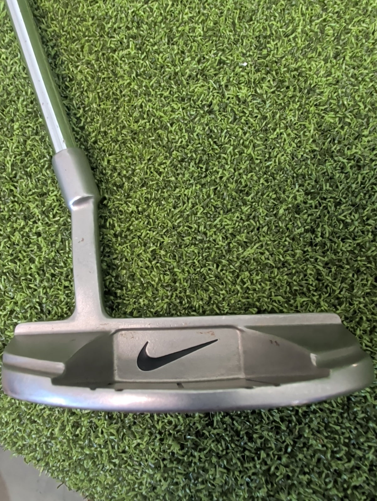 Nike EVER CLEAR E22 Putter 33 Inches Right Handed