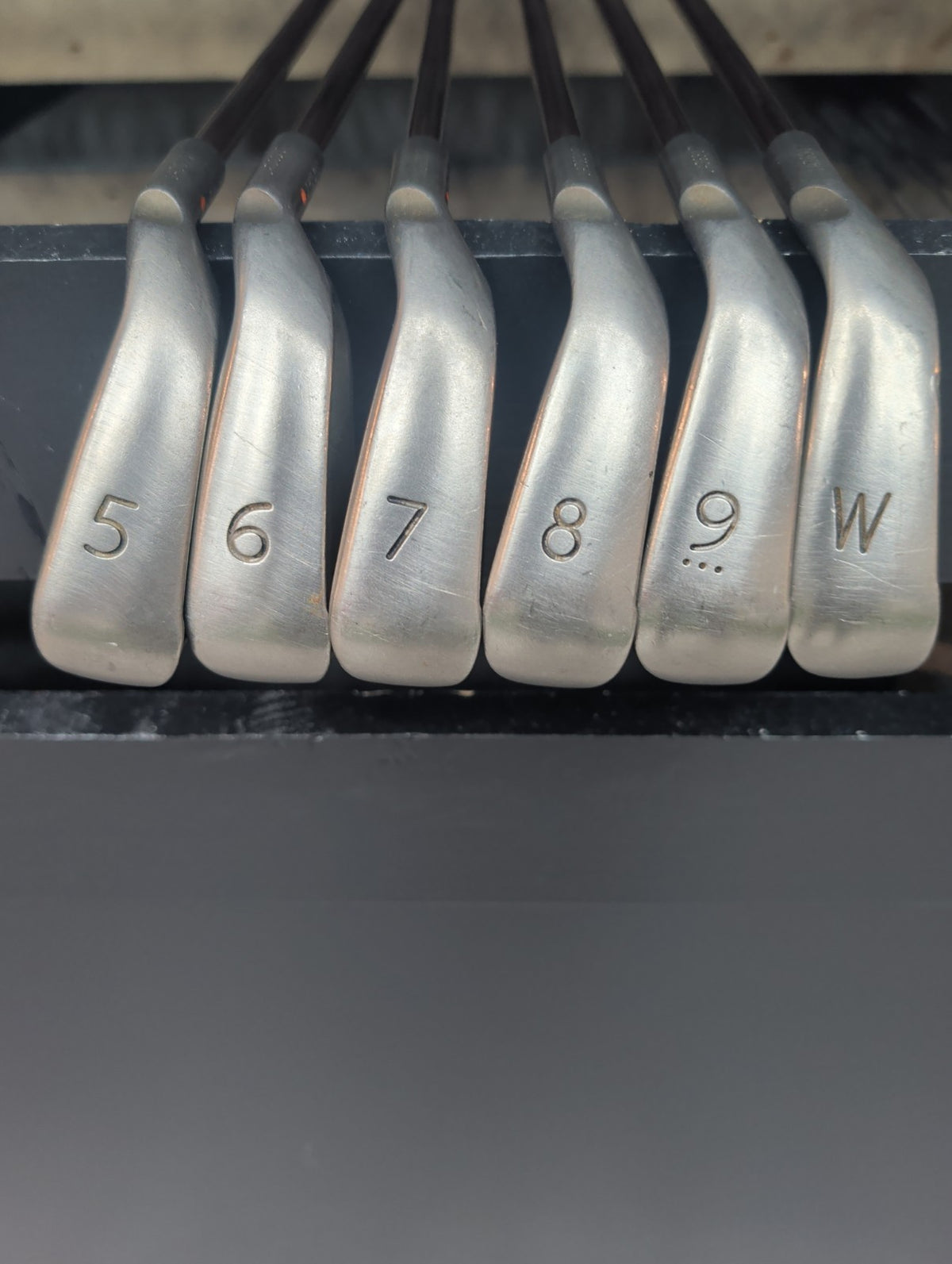 Ping G10 5-PW Orange Dot. Graphite Shafts Regular Flex Right-handed