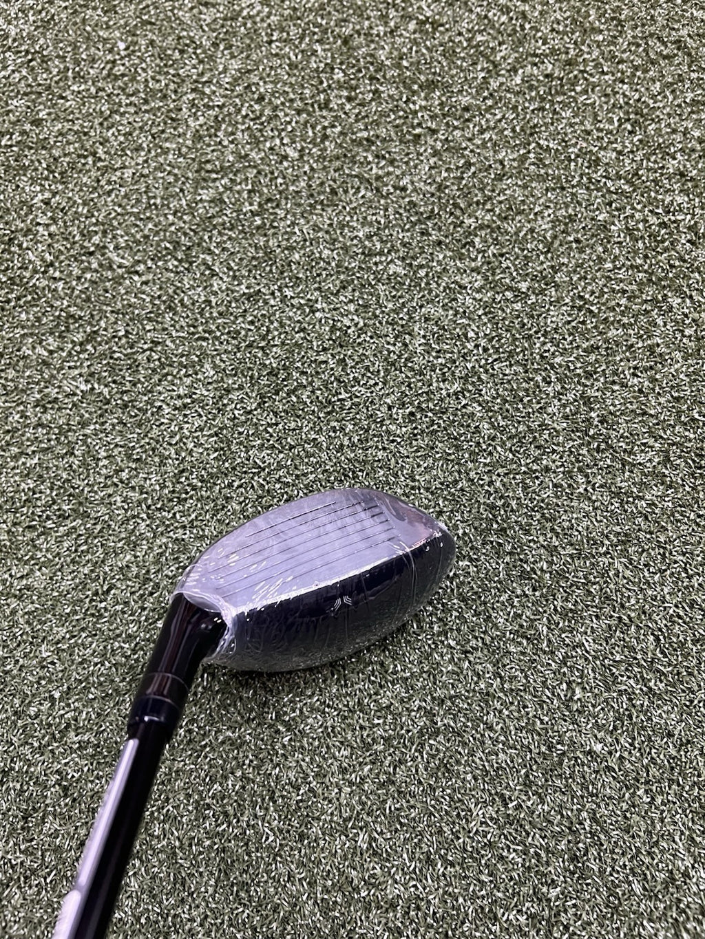 Wilson D9 4 Hybrid 22 Degrees With Tensei AV Series 70 Stiff Flex Shaft 