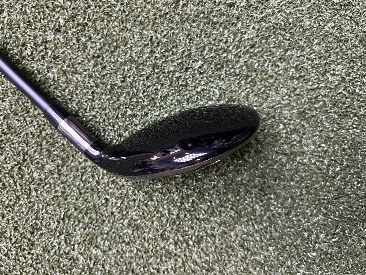 Callaway Mavrik Pro 4 Hybrid 23 Degree With KBS Hybrid 70 Regular Flex