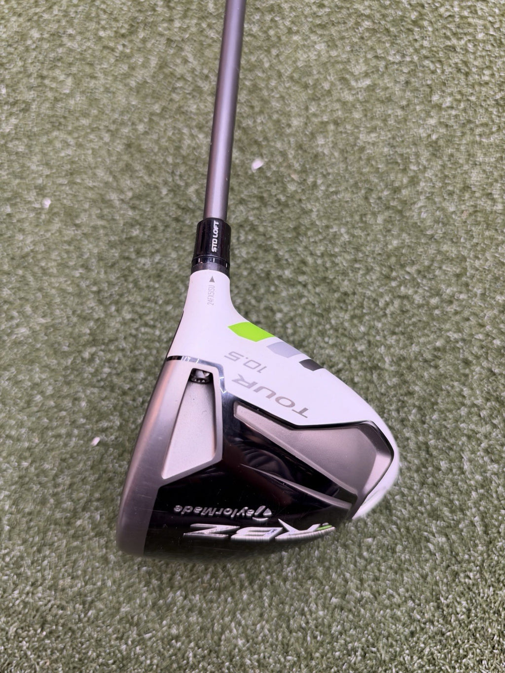 Taylormade RBZ Tour 10.5 Degree Driver With Stiff Shaft 