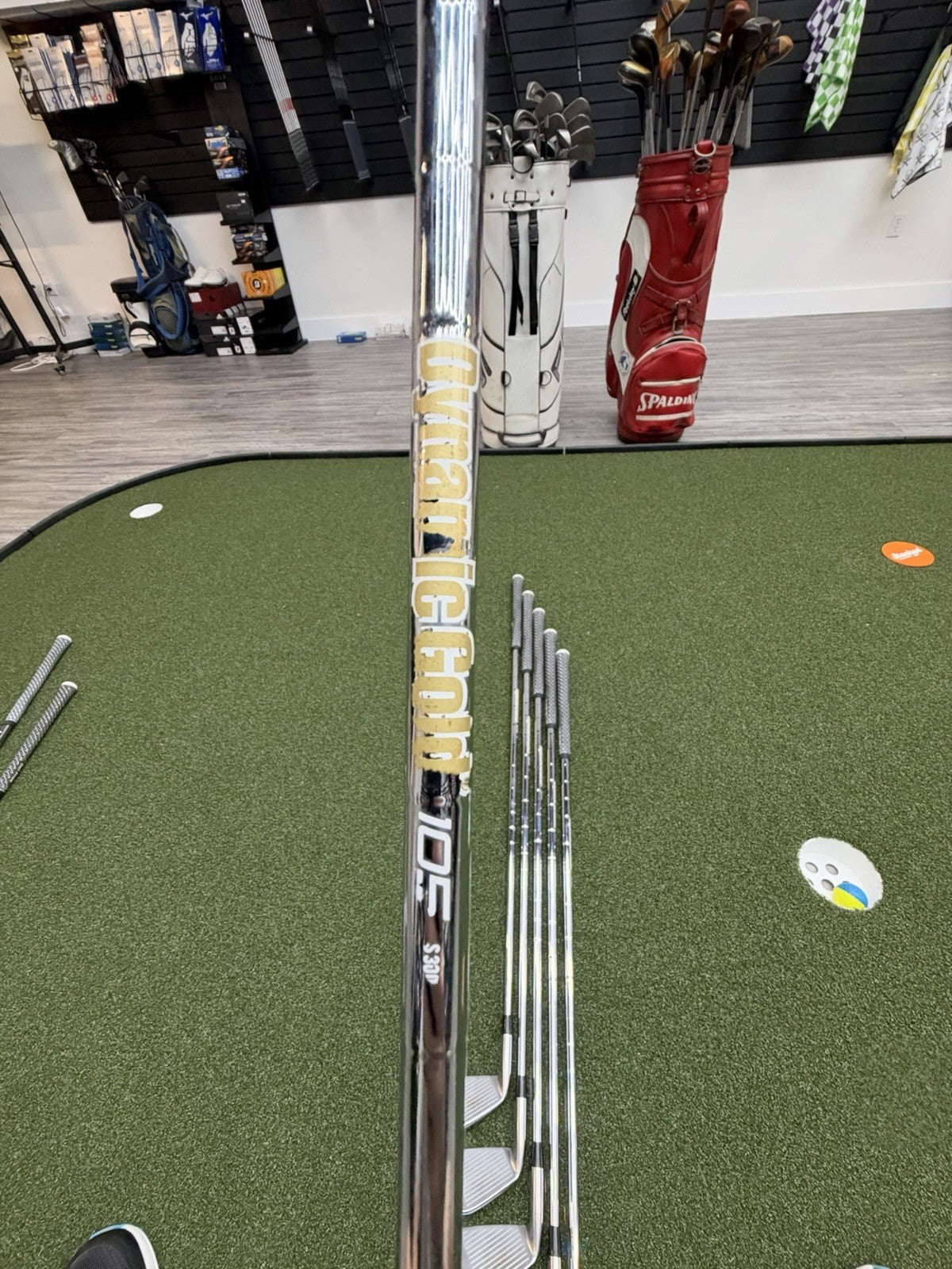 Mizuno 243 Iron Set (5-P) With Dynamic Gold 105 S300 Stiff Shafts