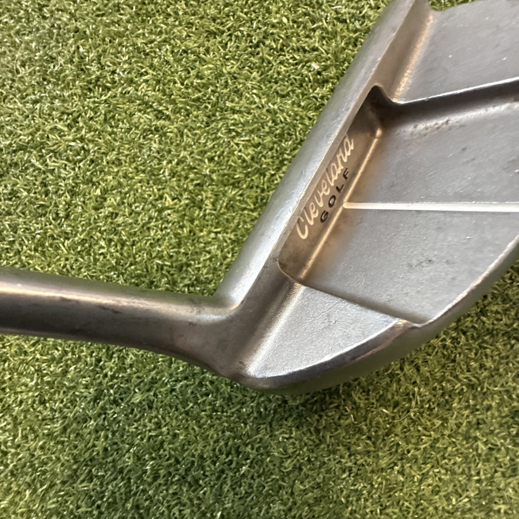 Cleveland Classic 2 Mid Mallet Putter Right Hand 35”