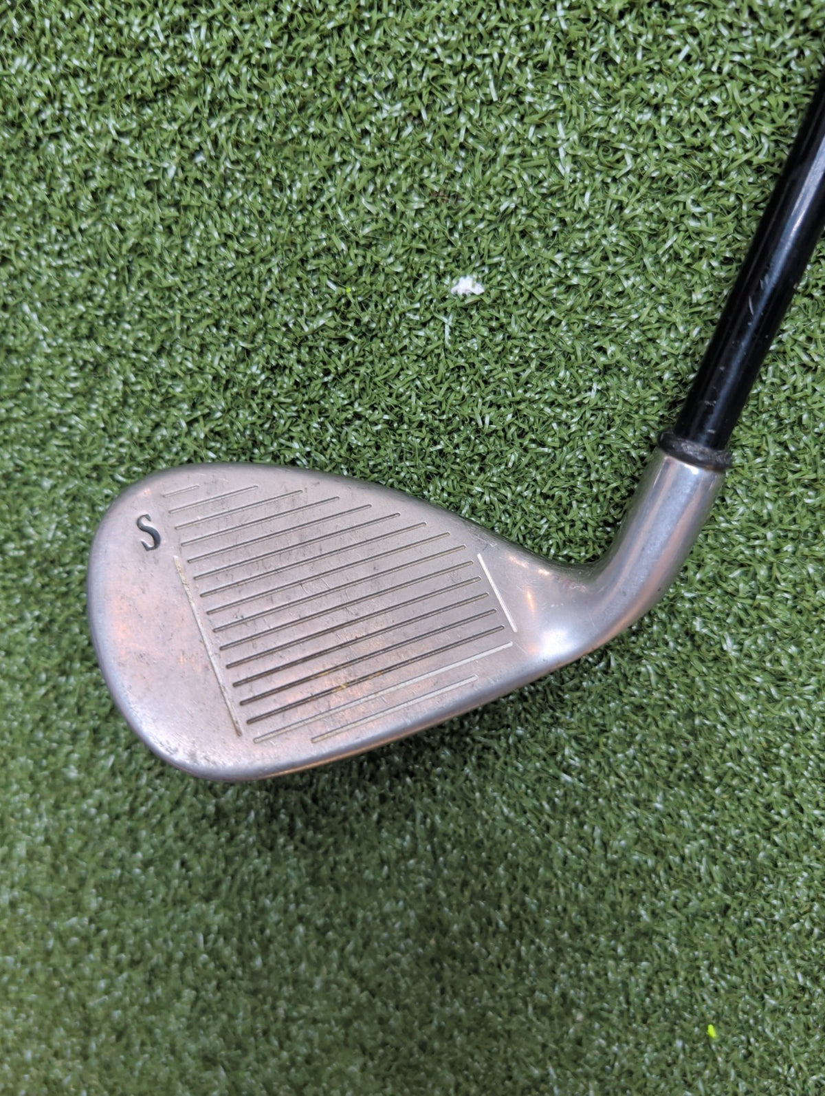 2006 Callaway Big Bertha Sand Wedge. Graphite Shaft. Lite Flex. Right Handed