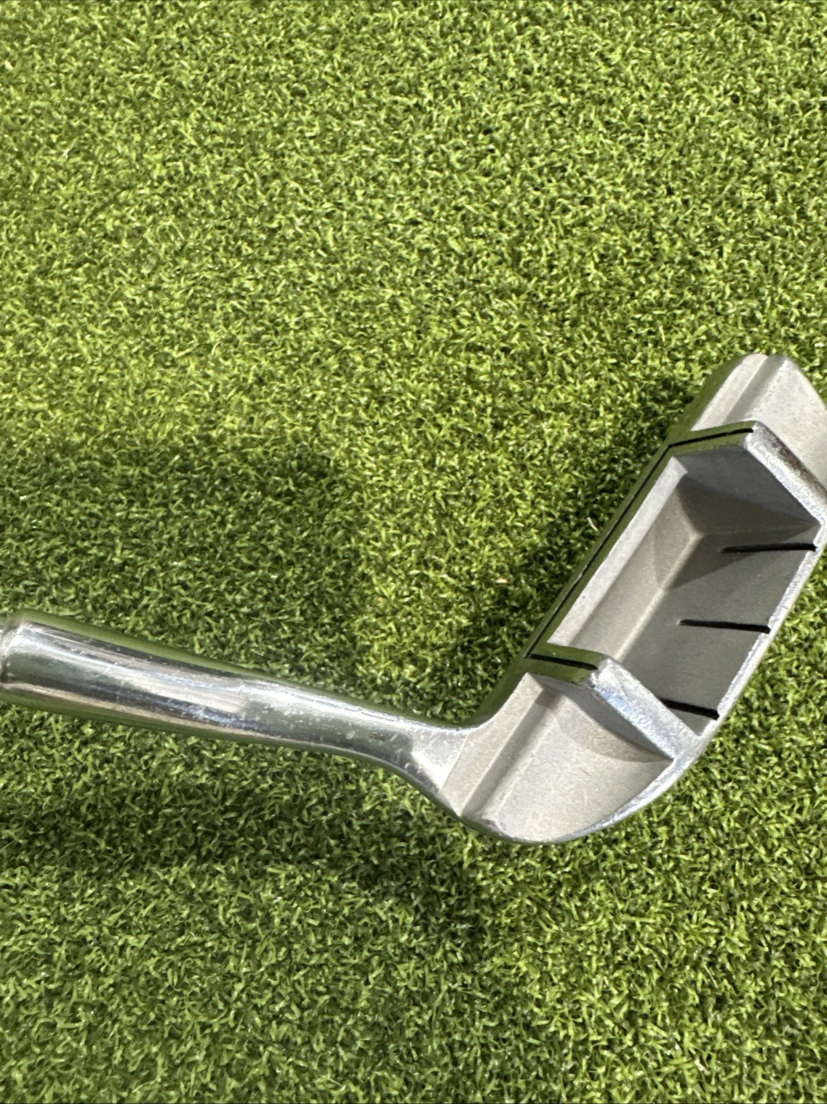 Tour Touch Chipper 35” Right Hand