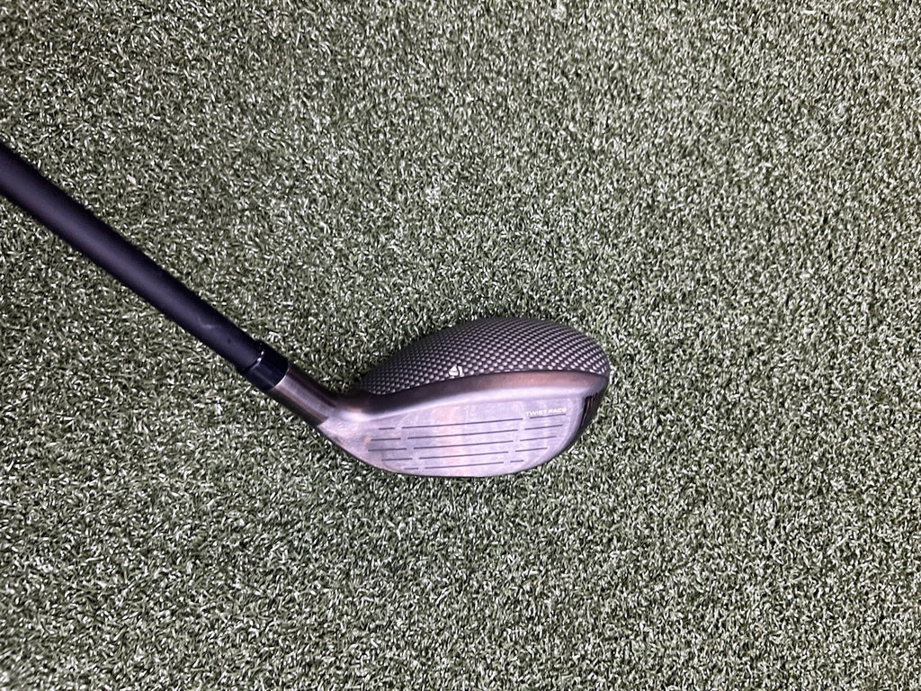 Taylormade Qi35 Max Lite Rescue 4 Hybrid With Vanquish 5 R2 Regular Flex Shaft L