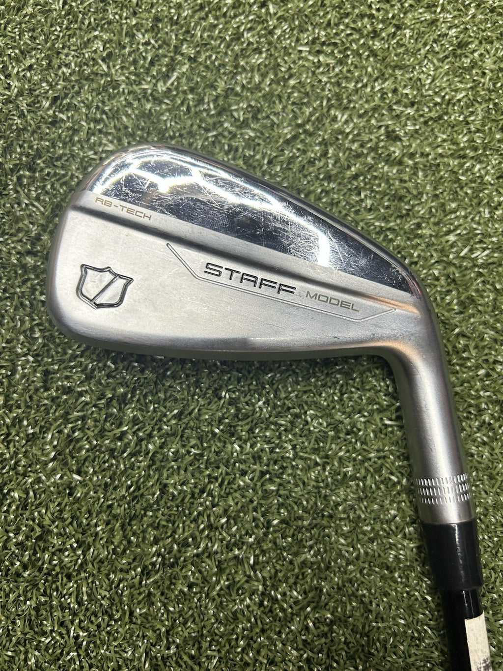 Wilson Staff Model RB Utility Iron 2 Iron W/ Hzrdus 90g Stiff Flex
