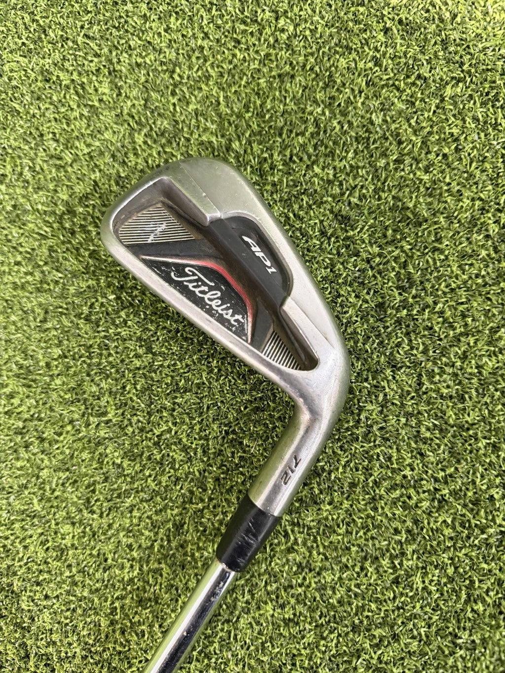 Titleist 712 AP1 7-Iron RH Regular Flex NS Pro Steel Shaft