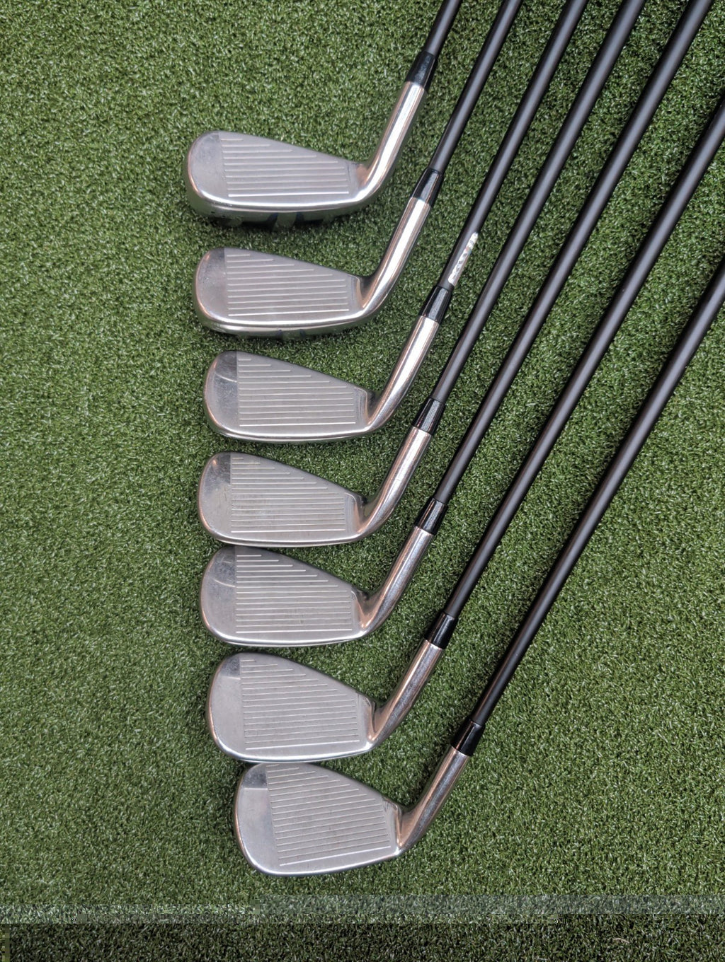 Cleveland Launcher XL Halo Iron Set 5-GW. Regular Flex