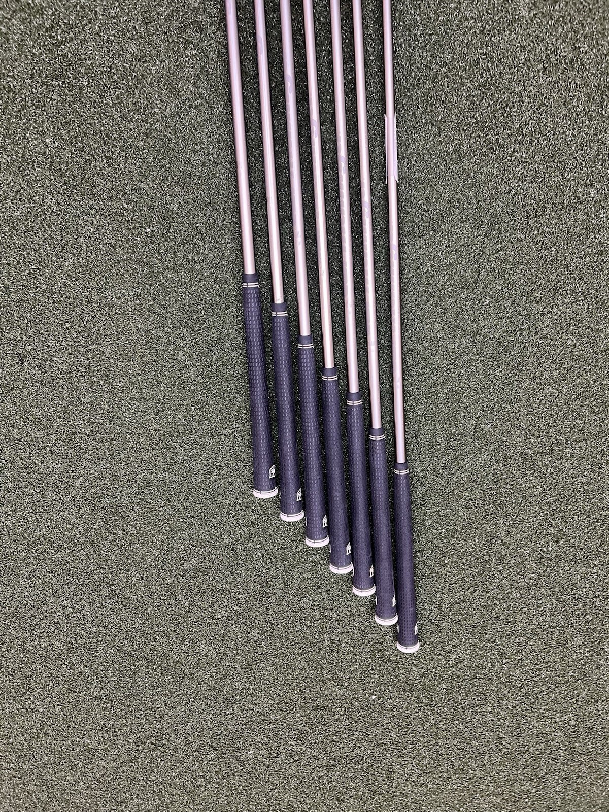 Wilson Staff Launch Pad Iron Set 4-P With Recoil 460 Senior Flex Shafts